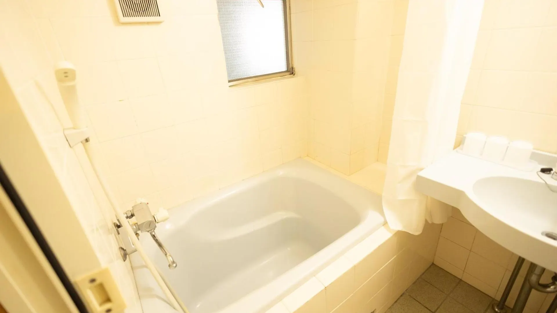 渋谷駅から6分/Freewifi/貸切マンション一室/33㎡/可做饭/中国語&韓国語&英語 Apartment Tokyo